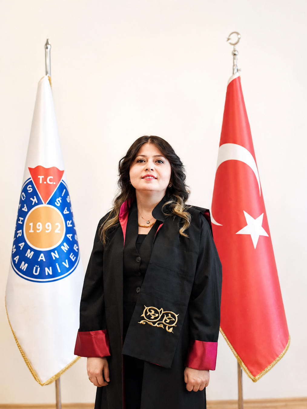 EMİNE AKSÜT AKÇAY